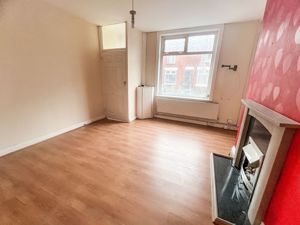 Lounge- click for photo gallery